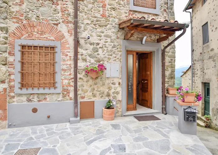 Cozy In Gualdo With Wifi