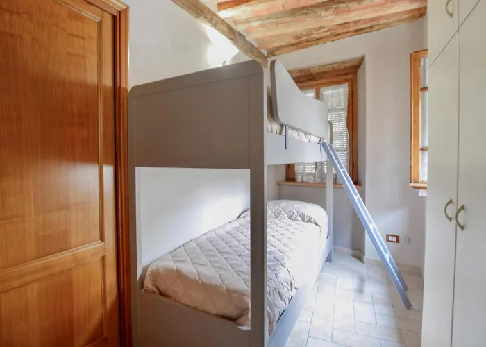 Cozy In Gualdo With Wifi Сasa de vacaciones Luciano