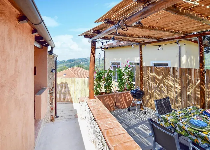 Cozy In Gualdo With Wifi Сasa de vacaciones Luciano